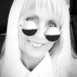 Meet your Posher, Bev